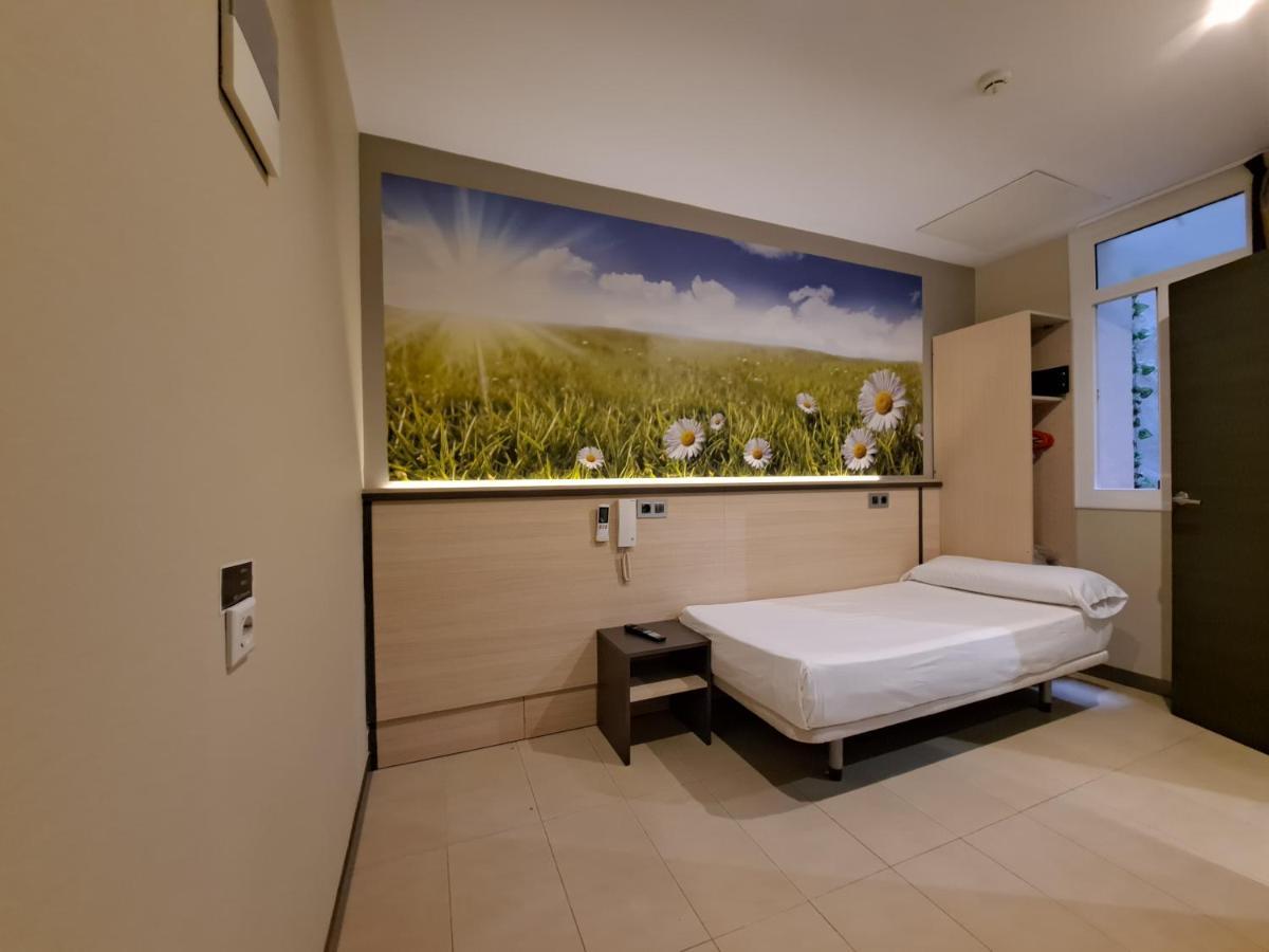 Hostal Las Flores Ramblas Barcelona Eksteriør bilde