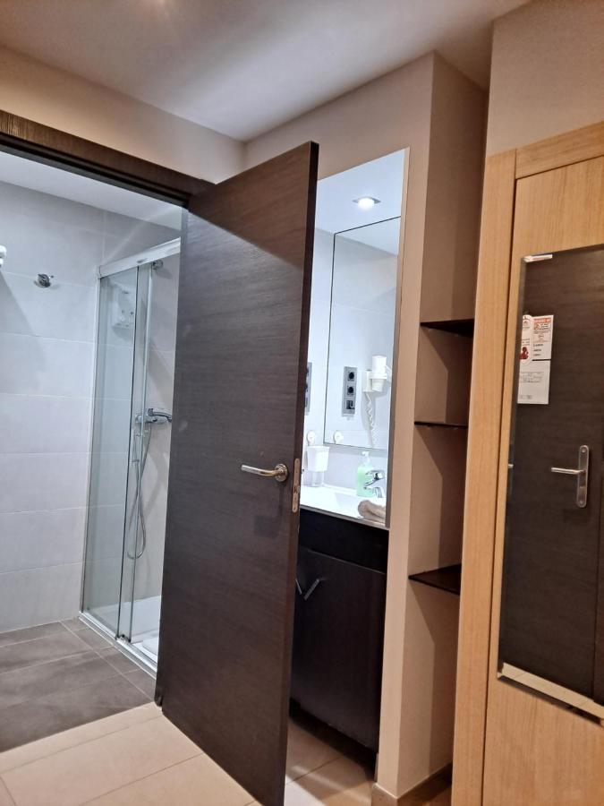 Hostal Las Flores Ramblas Barcelona Eksteriør bilde